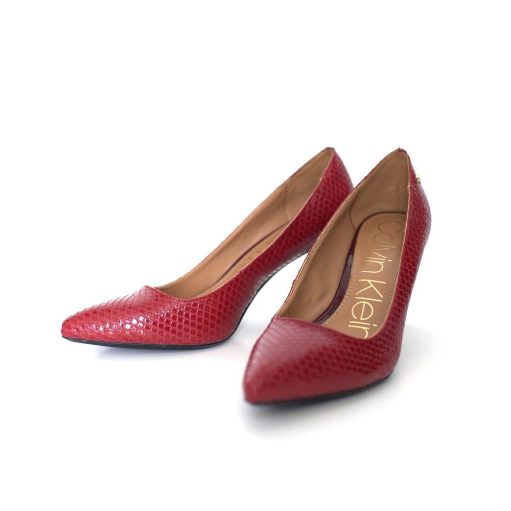 Calvin Klein Womens Red Snakeskin Embossed Pointed Toe Stiletto Pumps Heels